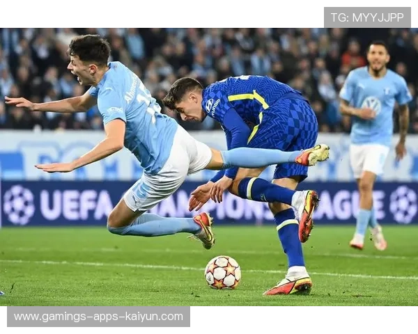 切尔西哈弗茨禁区内回敲前锋补射成功——解码现代足球的默契与情感